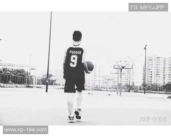 深圳篮球队心理素质揭秘:如何在赛场上保持冷静与决心 深圳篮球队心理素质揭秘:如何在赛场上保持冷静与决心