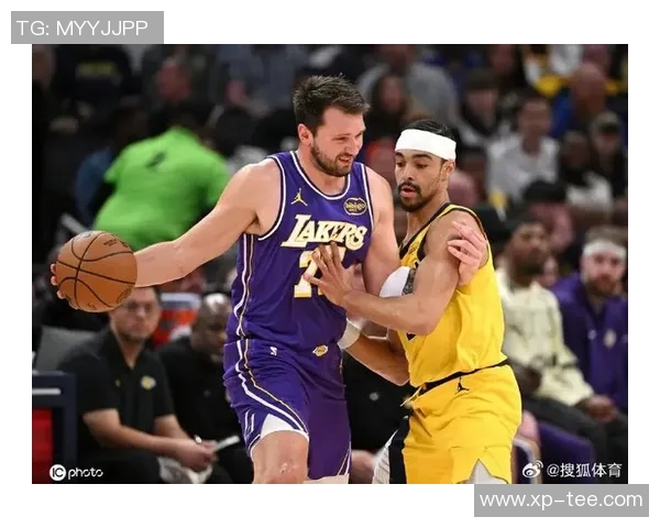 搜狐NBA频道内容概览：赛况资讯、图集与视频速递